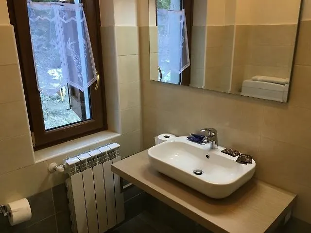 Lo Slittone Bed & Breakfast Abetone Italy